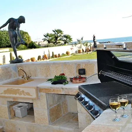 Klimatisierte Strandvilla Mit Garten فورميا